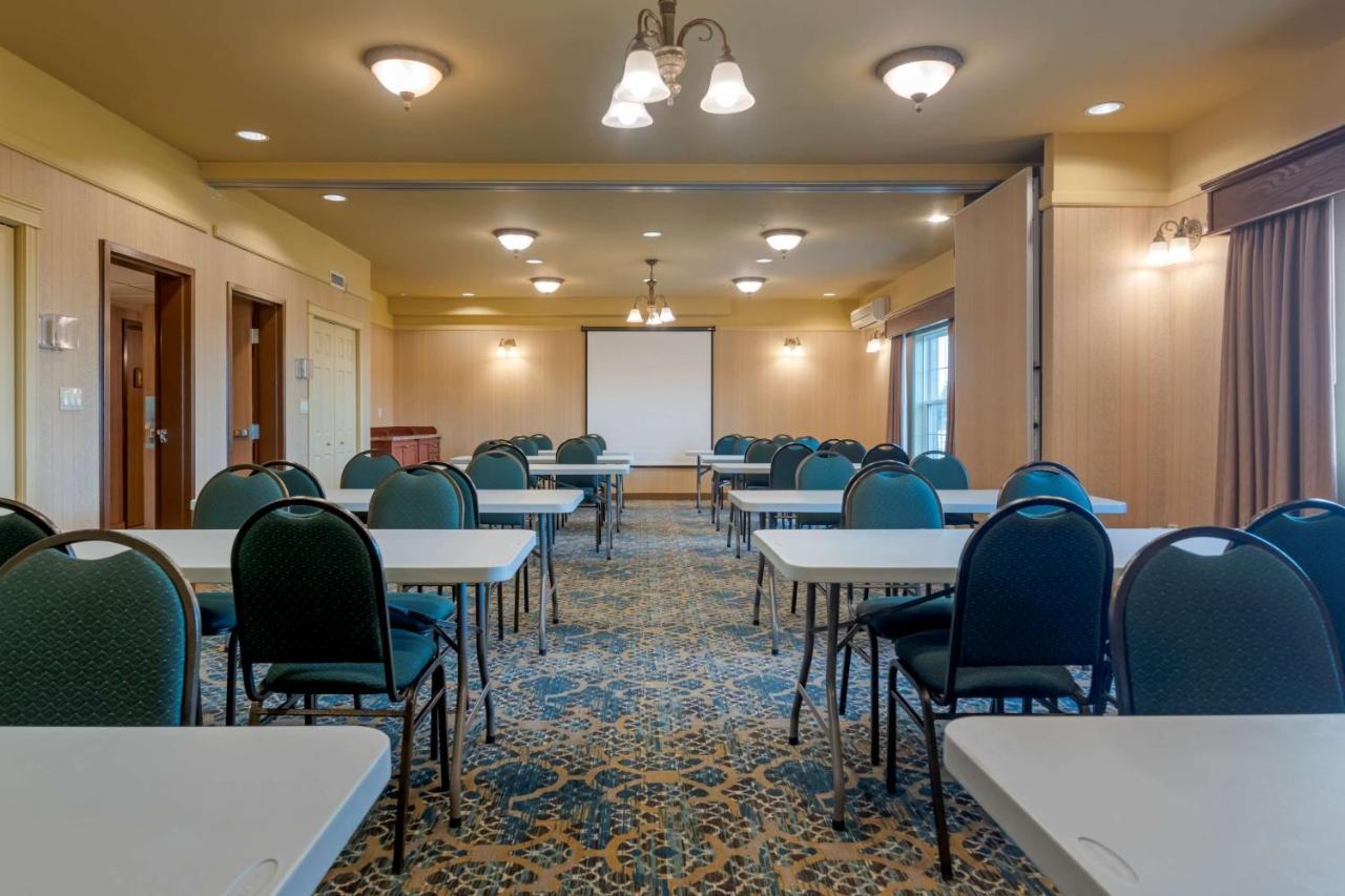 Best Western Plus Fredericton Hotel & Suites Luaran gambar