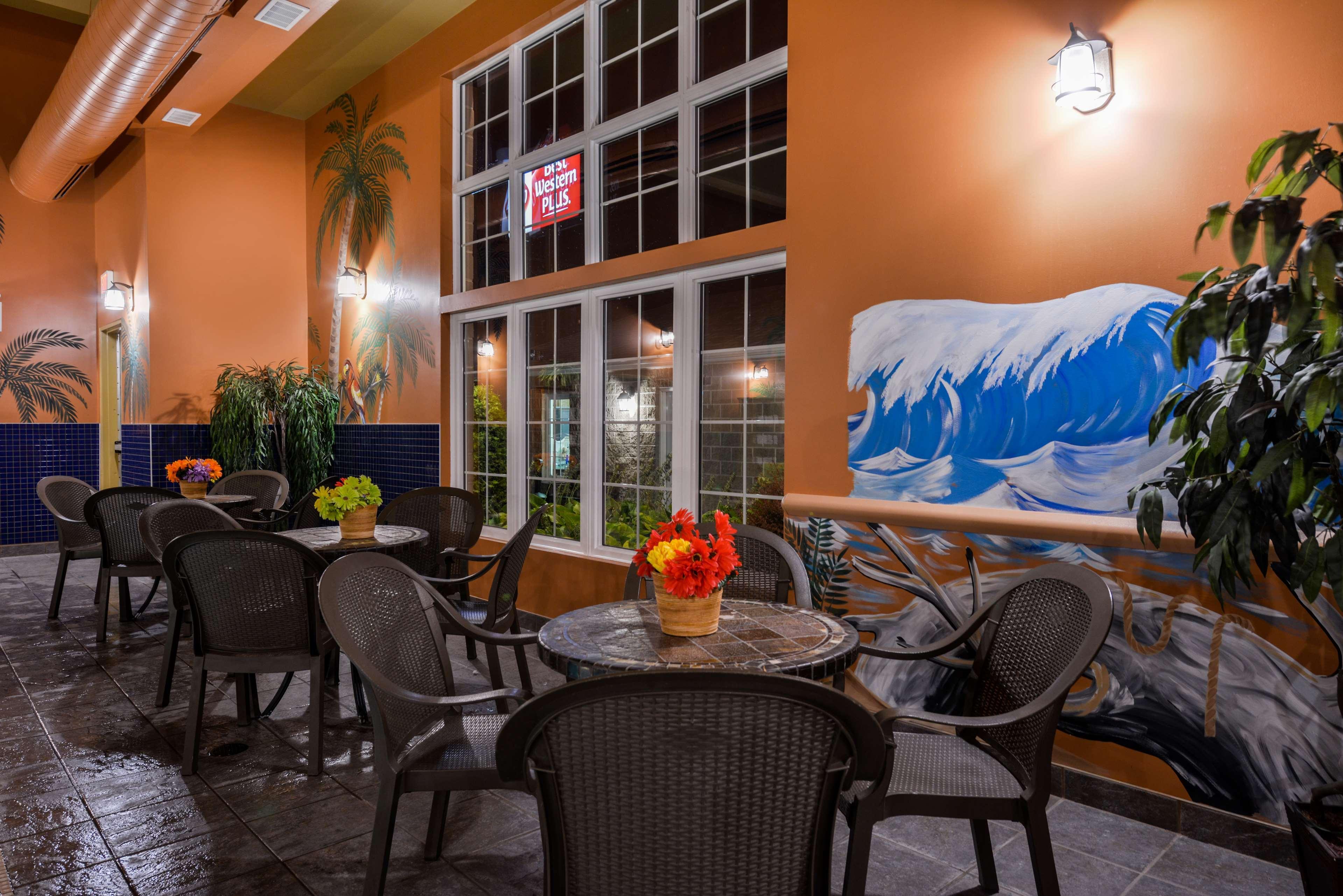 Best Western Plus Fredericton Hotel & Suites Luaran gambar